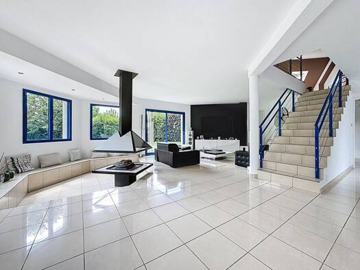 Maison à vendre 635 000 € 7 pièces 5 chambres 225 m² 1 012 m² de terrain Isneauville 76230