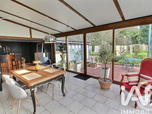 Maison à louer 950 € 6 pièces 4 chambres 97 m² Fréteval 41160