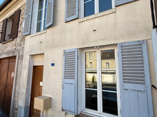 Maison à vendre 149 900 € 3 pièces 2 chambres 76 m² Le Chatelet en Brie 77820