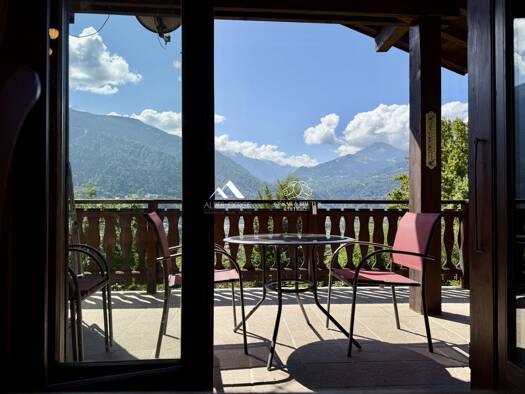 Chalet à vendre 595 000 € 6 pièces 4 chambres 158 m² 810 m² de terrain Ouest et Nord Passy 74190