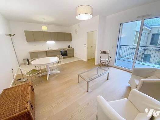 Appartement à vendre 378 000 € 3 pièces 2 chambres 68 m² 104ème étage Angers 49000