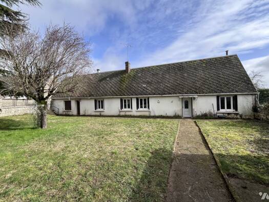 Maison à vendre 112 875 € 5 pièces 3 chambres 103 m² 2 086 m² de terrain Neuvy-en-Dunois 28800