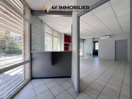 Local commercial à vendre 120 000 € 105,17 m² de surface de vente Mairie Fontaine 38600