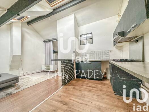 Appartement à vendre 98 000 € 1 pièce 27 m² Étage 3/3 Bord de Marne Champs-sur-Marne 77420