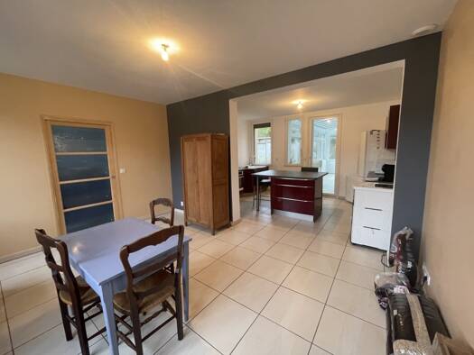 Maison à vendre 165 000 € 7 pièces 3 chambres 115 m² 473 m² de terrain Airaines 80270