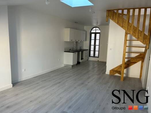 Duplex à louer 899 € 4 pièces 3 chambres 84,1 m² 3ème étage Allées Paul Riquet Béziers 34500