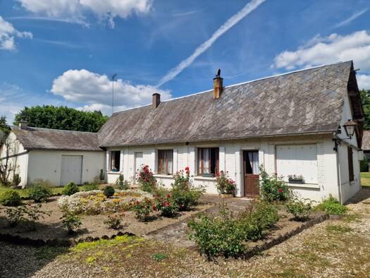 Maison de plain-pied à vendre 189 000 € 6 pièces 3 chambres 100 m² 2 902 m² de terrain Saint Clair sur Epte 95770