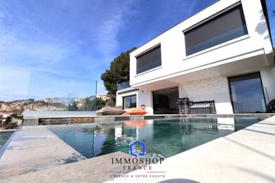 Villa à vendre 998 000 € 5 pièces 4 chambres 300 m² Marseille 13016