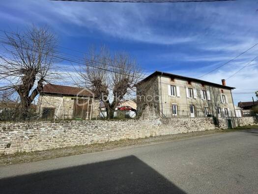 Maison à vendre 150 000 € 7 pièces 5 chambres 152 m² 525 m² de terrain Saint-Gence 87510
