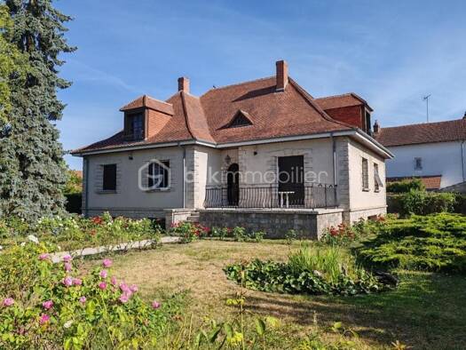 Maison à vendre 260 000 € 5 pièces 3 chambres 120 m² 845 m² de terrain Toury 28310