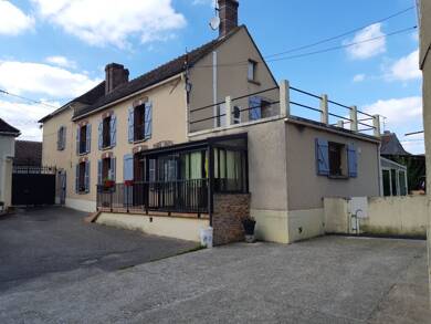 Maison à vendre 250 000 € 6 pièces 4 chambres 187 m² 1 491 m² de terrain Longueville 77650