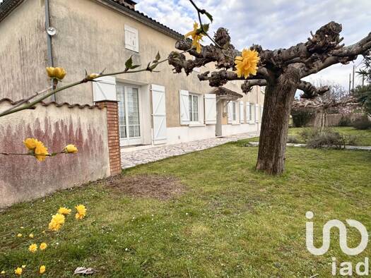 Maison à vendre 269 000 € 7 pièces 6 chambres 190 m² 2 959 m² de terrain Gironde-sur-Dropt 33190