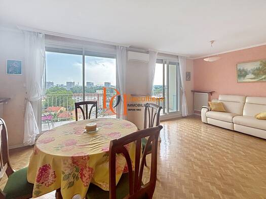 Appartement à vendre 249 000 € 3 pièces 2 chambres 76,45 m² Étage 9/9 Croix Luizet Villeurbanne 69100