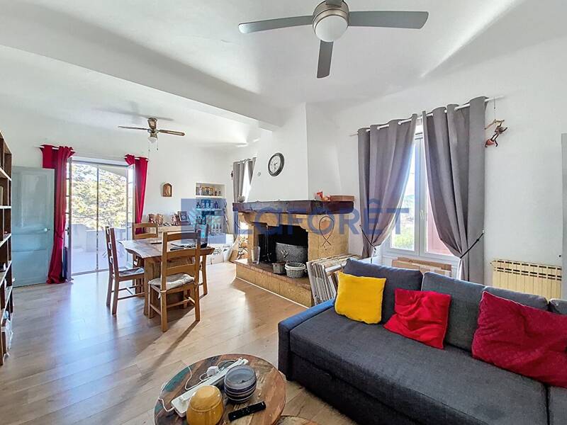 Maison à louer, 95m², LE CASTELLET