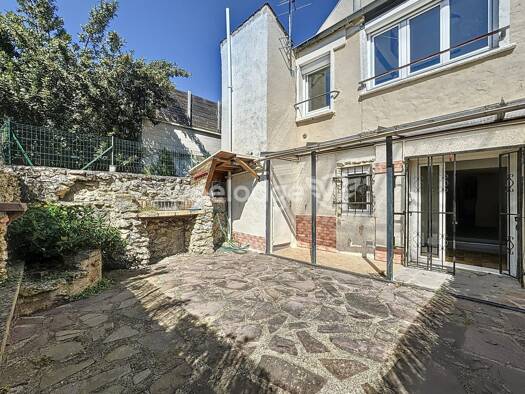 Maison à vendre 233 200 € 6 pièces 1 chambre 115 m² 88 m² de terrain Chanteloup-les-Vignes 78570