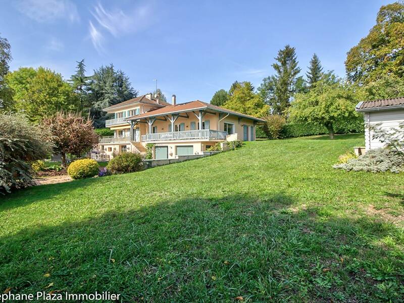 Maison à vendre, 186m², VILLIEU LOYES MOLLON