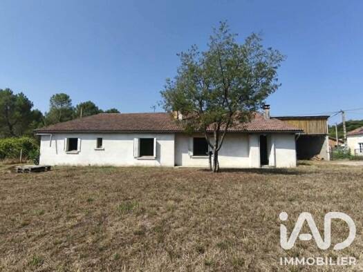Maison à vendre 159 500 € 4 pièces 3 chambres 90 m² 1 972 m² de terrain Clérac 17270