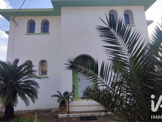 Maison à vendre 578 500 € 6 pièces 3 chambres 196 m² 553 m² de terrain Notre Dame des Routes Toulon 83200