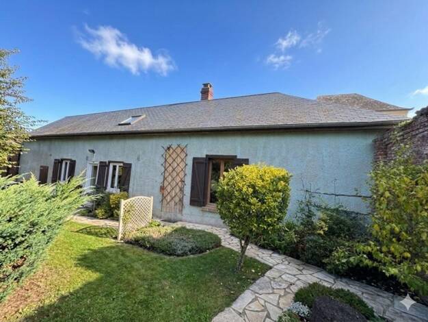 Maison à vendre 88 000 € 3 pièces 2 chambres 72 m² 490 m² de terrain La Hérelle 60120