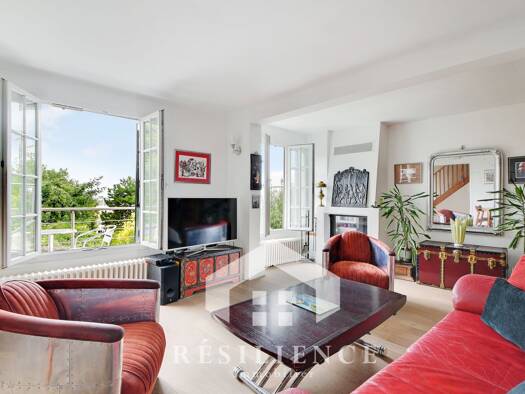 Maison à vendre 790 000 € 6 pièces 4 chambres 124 m² 100 m² de terrain Clamart 92140