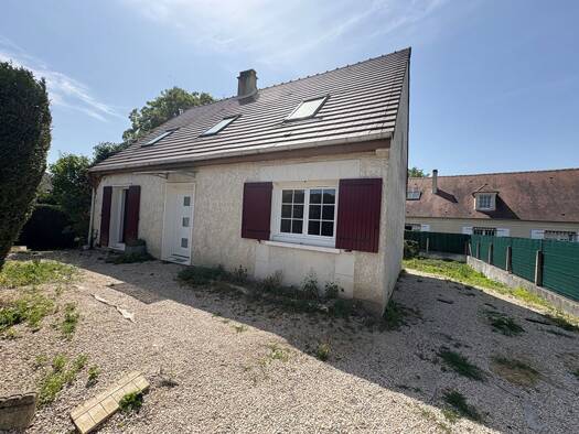 Maison à vendre 269 000 € 7 pièces 4 chambres 125 m² 434 m² de terrain Sarron Pont-Sainte-Maxence 60700