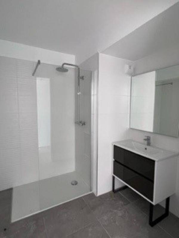 T2 PROCHE DE TOUTES COMMODITES — 1