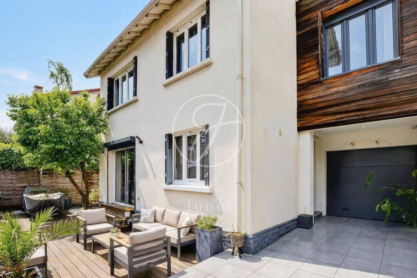 Maison à vendre, 110m², SURESNES