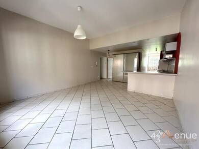 Appartement à vendre 125 000 € 3 pièces 2 chambres 66 m² 2ème étage Jacquard Saint-Étienne 42000