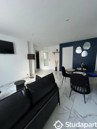 Appartement à louer 580 € 1 pièce 3 chambres 10 m² RDC Culs Baillets Conflans-Sainte-Honorine 78700