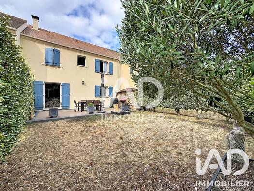 Maison à vendre 305 000 € 6 pièces 4 chambres 98 m² 238 m² de terrain Vert-le-Petit 91710