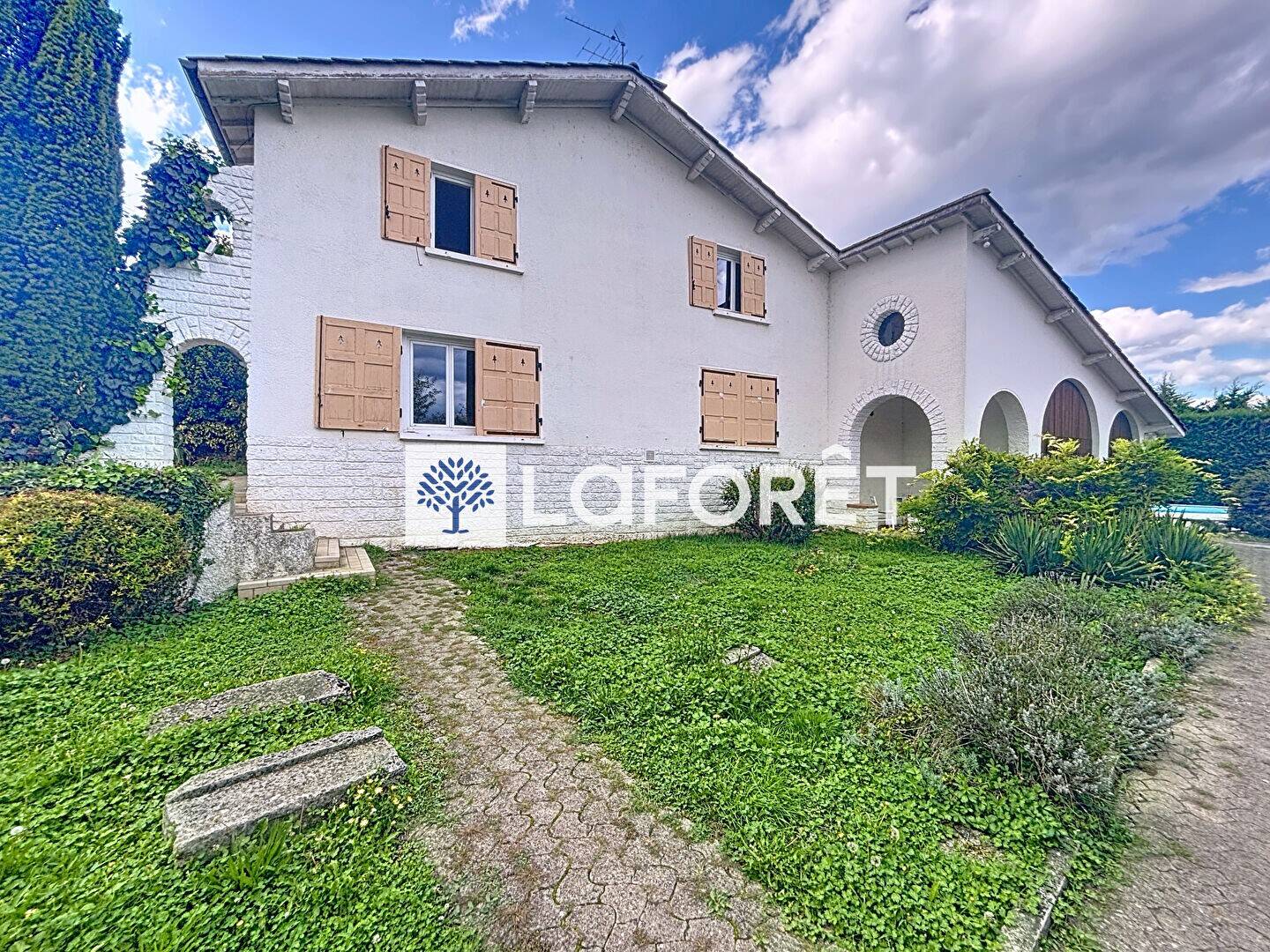 Maison à vendre, 183m², VILLIEU LOYES MOLLON