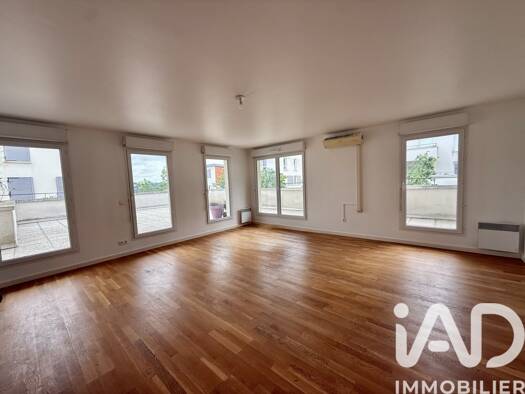 Appartement à louer 1 800 € 4 pièces 3 chambres 92 m² 3 étages Benoni Eustache Villemomble 93250