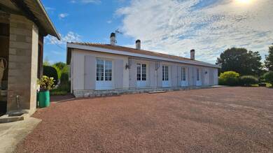 Maison à vendre 158 080 € 6 pièces 5 chambres 117 m² 1 595 m² de terrain Le Bourdet 79210