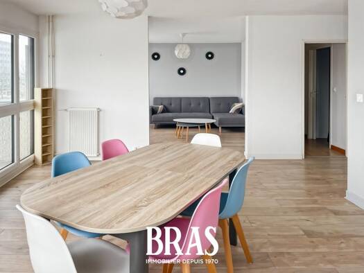 Appartement à louer 990 € 3 pièces 2 chambres 85 m² Étage 4/15 Ile Beaulieu Nantes 44200