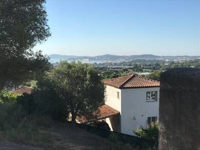 Appartement à louer 1 168 € 3 pièces 2 chambres 78 m² disponible à partir du 16/07/2025 Sud Est Ollioules 83190