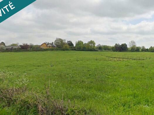 Terrain constructible viabilisé à vendre 56 000 € 1 500 m² de terrain Saumont-la-Poterie 76440