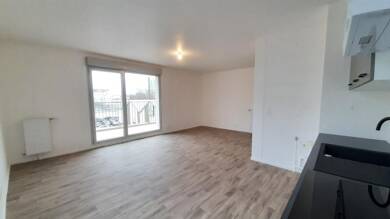Appartement à louer 1 051 € 3 pièces 2 chambres 62,6 m² 3ème étage Dame Blanche Nord Garges les Gonesse 95140