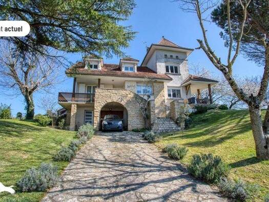 Maison à vendre 262 400 € 5 pièces 4 chambres 136 m² 1 199 m² de terrain Alvignac 46500