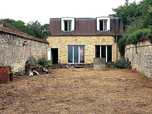 Maison à vendre 390 000 € 5 pièces 3 chambres 154,3 m² 659 m² de terrain Thomery 77810