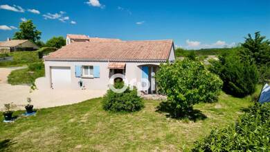 Maison à vendre 265 000 € 4 pièces 3 chambres 87,6 m² 1 235 m² de terrain Ruoms 07120