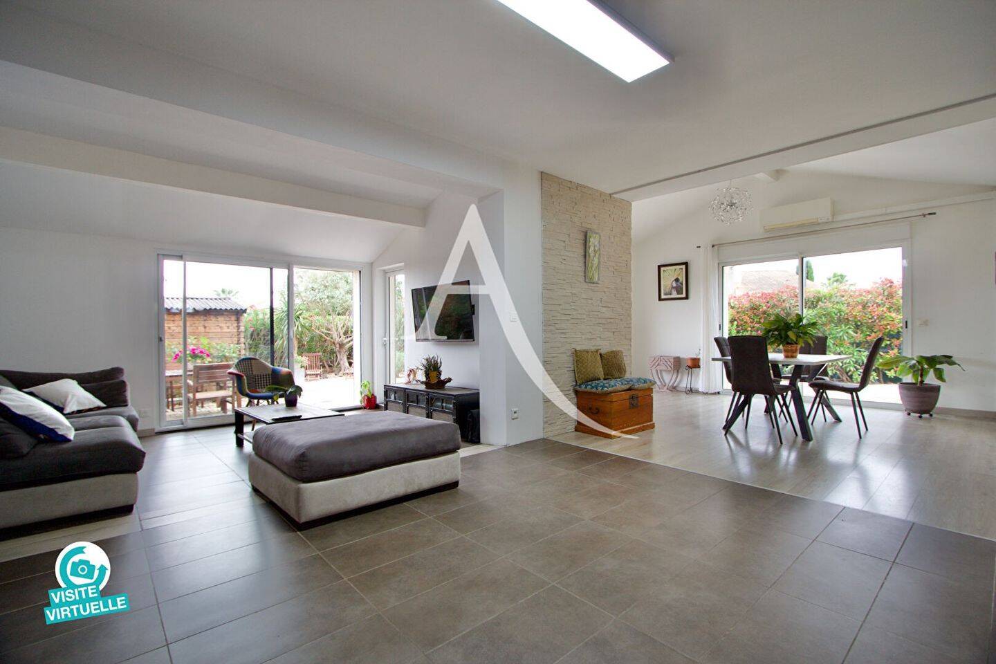 Maison à vendre, 95m², VIC LA GARDIOLE