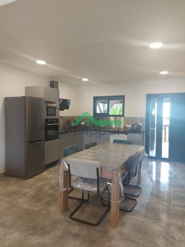 Maison à louer, 135m², SAINT PIERRE