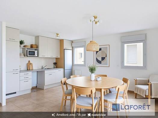 Appartement à vendre 380 000 € 4 pièces 3 chambres 81,81 m² Étage 2/4 Centre Gex 01170