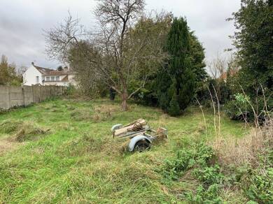 Terrain viabilisé à vendre 118 500 € 827 m² de terrain Montceaux-Lès-Meaux 77470