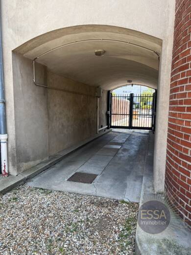 Garage/Stationnement à louer 155 € 14 m² Le Clos Velizy Villacoublay 78140