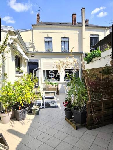 Maison à vendre 299 000 € 10 pièces 7 chambres 370 m² 199 m² de terrain Vaux Laon 02000