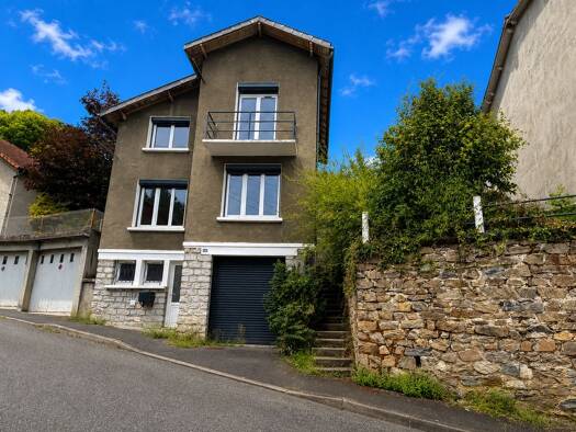 Maison à vendre 108 000 € 4 pièces 2 chambres 78,41 m² 431 m² de terrain Urbain Centre Ancien Tulle 19000