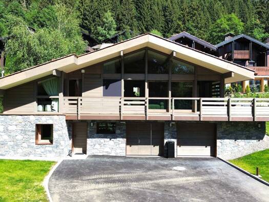 Chalet à vendre 1 790 000 € 5 pièces 4 chambres 153 m² Centre-Village Les Gets 74260