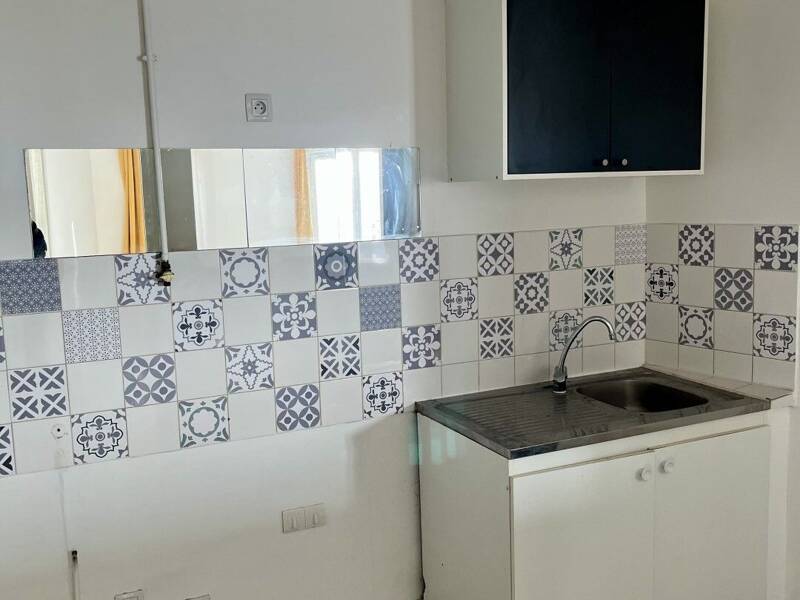 Maison à louer, 74m², MARSEILLE 5E