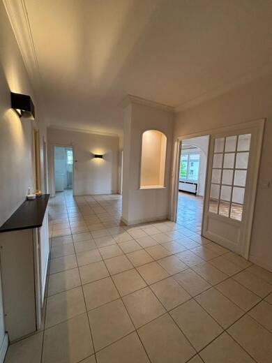 Appartement à louer 1 100 € 3 pièces 2 chambres 156,3 m² Dernier étage, Étage 1/1 Centre-Plaine d'Elite Brignais 69530